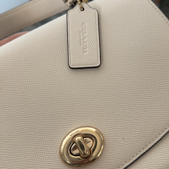 COACH PURSE - Picture 4 of 6